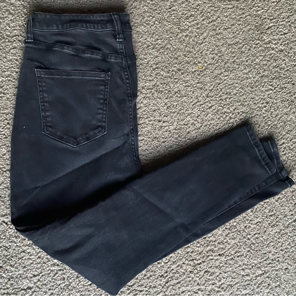 Black Forever 21 High Wasted Skinny Jean